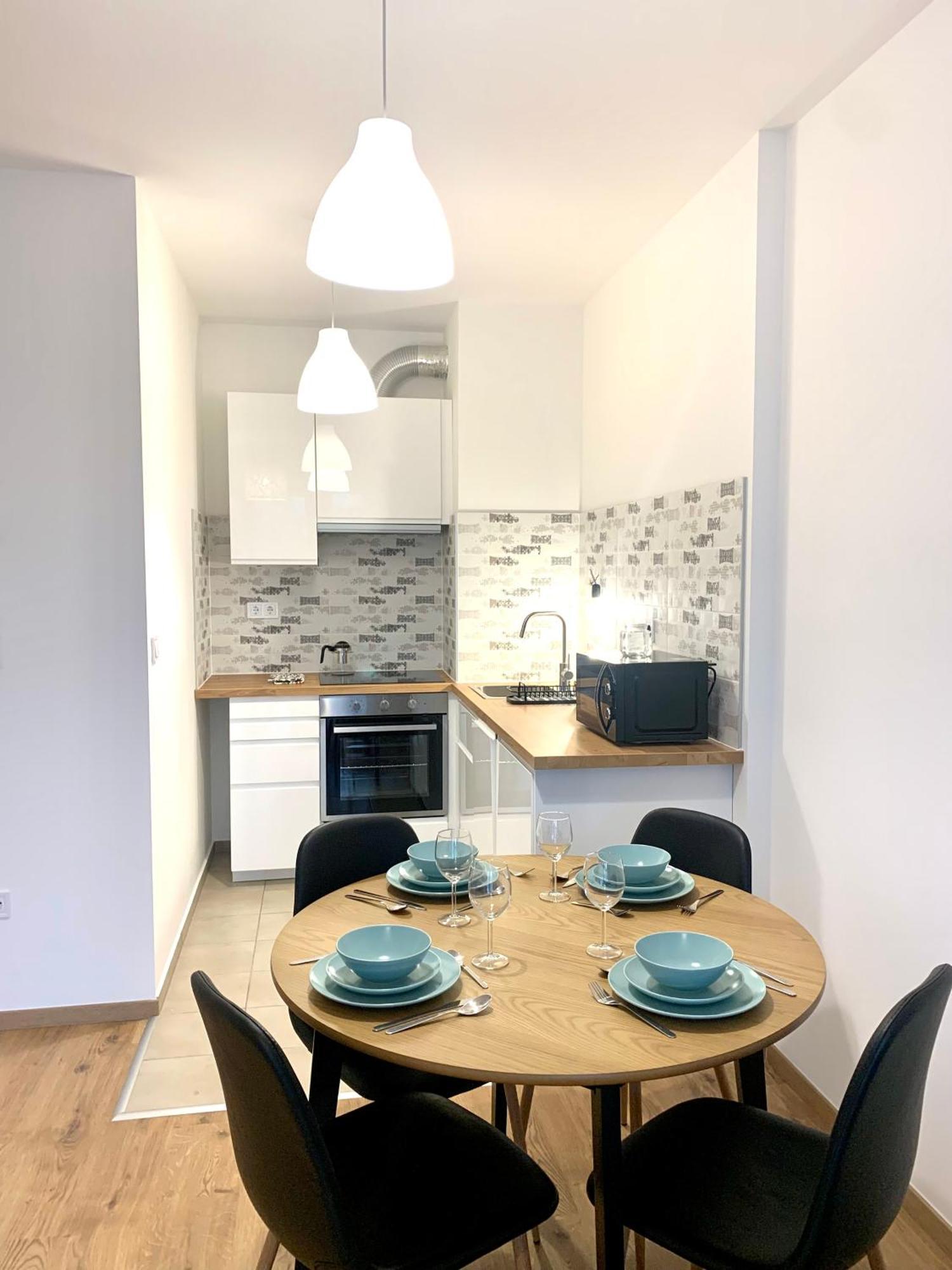 Westside Residence Apartment - Modern & Peaceful - Free Garage! บูดาเปสต์ ภายนอก รูปภาพ